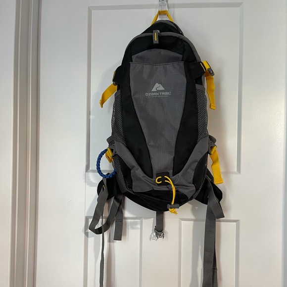 ozark trail larimore backpack